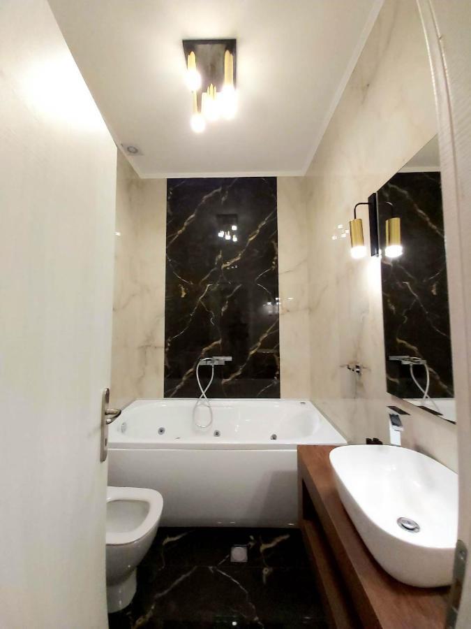 Sitia City Center Luxury Apartment מראה חיצוני תמונה